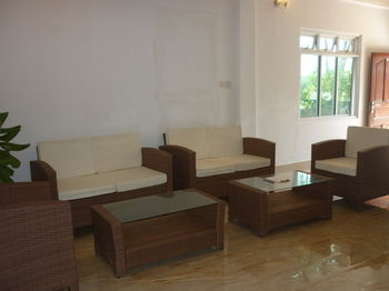 Batuta Maldives Surf View Hotel Thulusdhoo Kültér fotó
